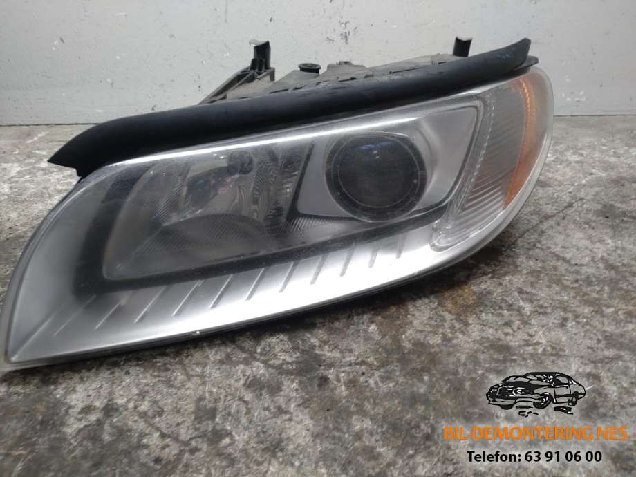 Frontlykt venstre xenon til Volvo V70, 2007-2013 (Type III, Fase 1)  