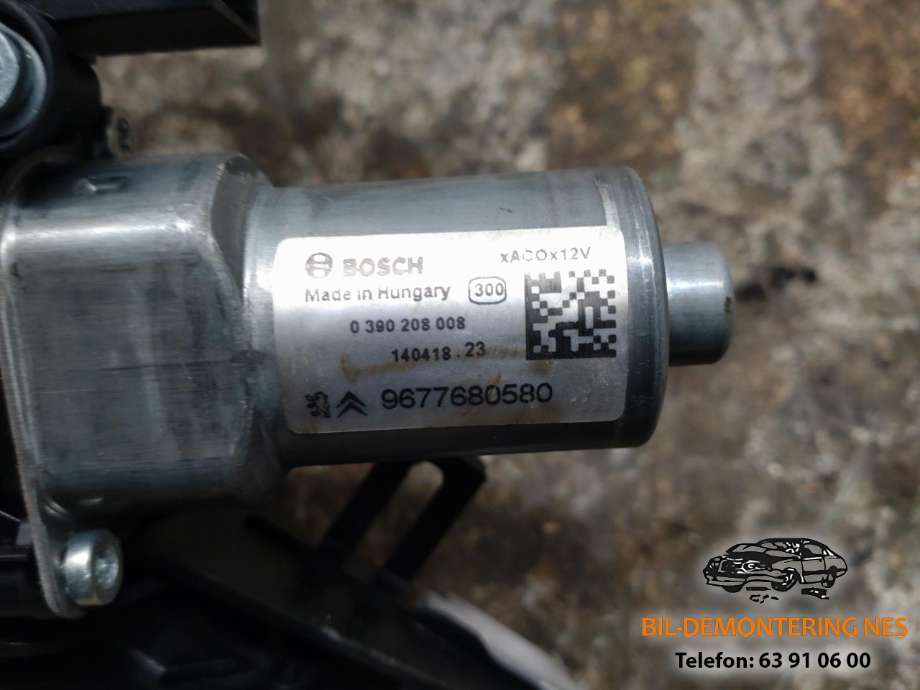 Viskermotor bakrute til Peugeot 308 2013-2021 (Type II)  (BOSCH|0390208008|9677680580|)
