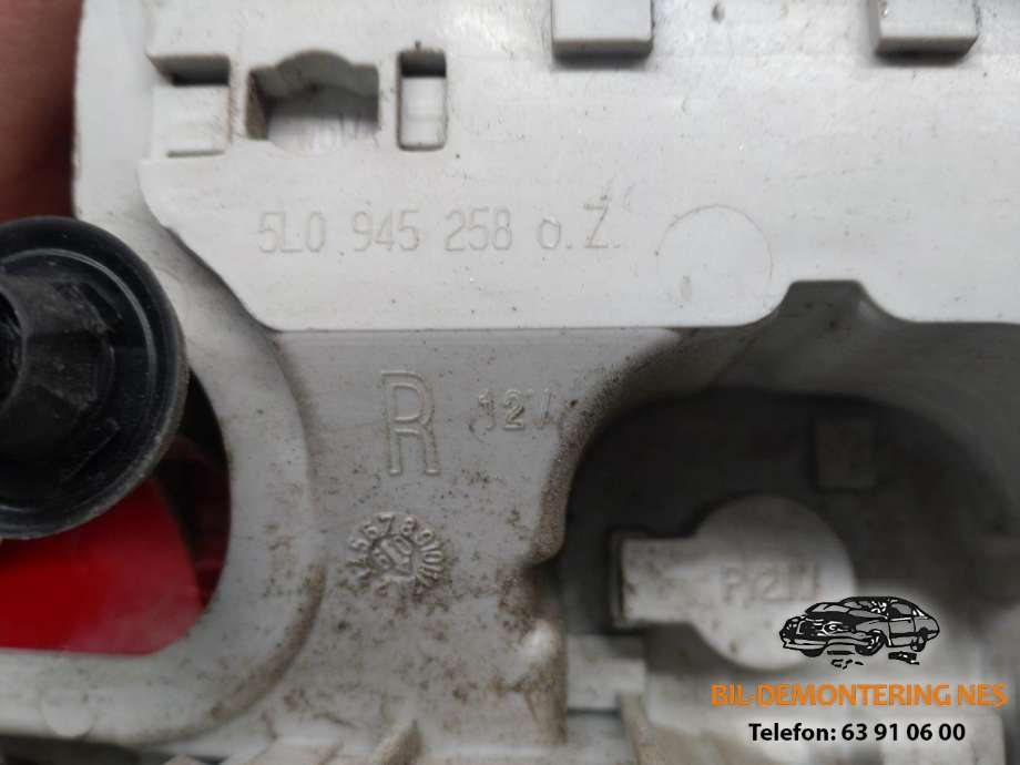 Baklykt høyre til Škoda Yeti 2009-2013 (Fase 1)  (5LO945258|)