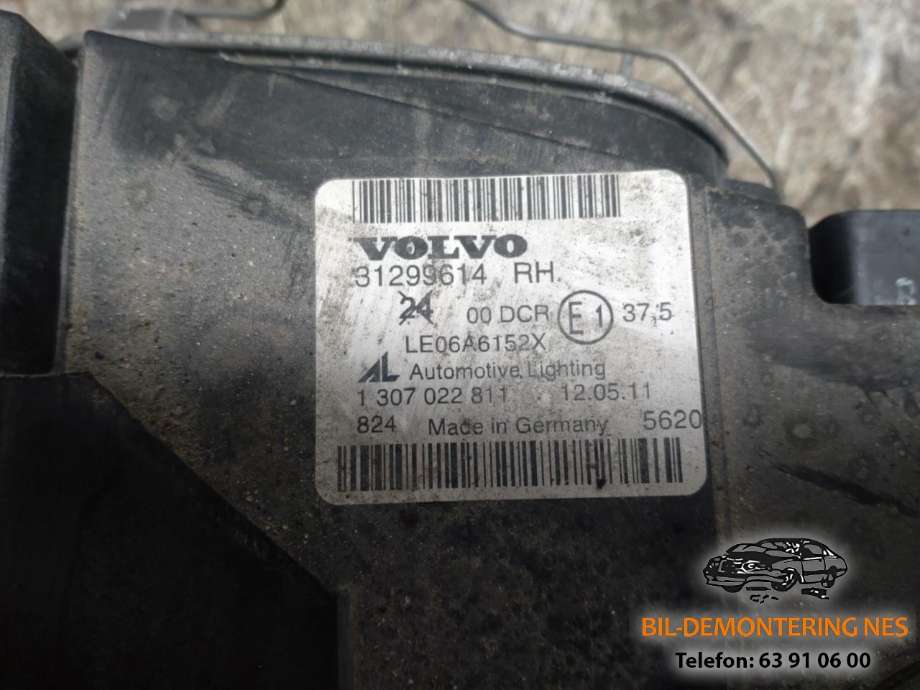 Frontlykt høyre xenon til Volvo V50 2007-2012 (Fase 2)  (31213369|)