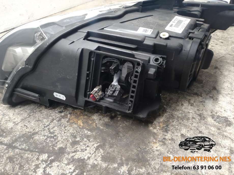 Frontlykt høyre xenon til Audi Q7 2010-2015 (Type I, Fase 2)  (VALEO|89321269|044142|)