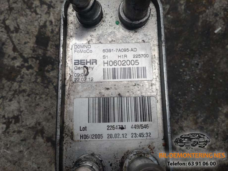 Oljekjøler til Ford S-Max 2010-2015 (Type I, Fase 2) (BEHR|6G91-7A095-AD|)