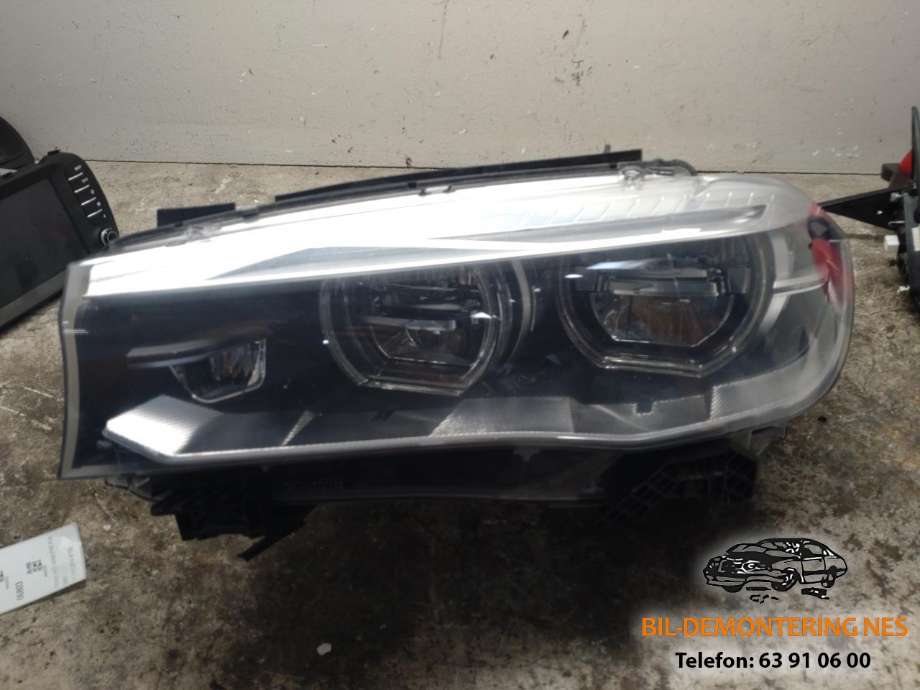 Frontlykt venstre full-LED til BMW X5 2013-2018 (F15) (F15)