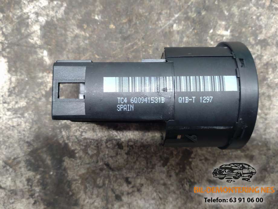 Bryter lys til VW Transporter / Caravelle 2003-2009 (Fase 1) (T5) (T5)