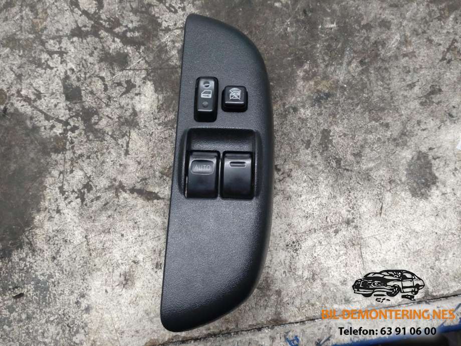 Bryter ruteheis førerdørspanel til Toyota Yaris Verso 1999-2007