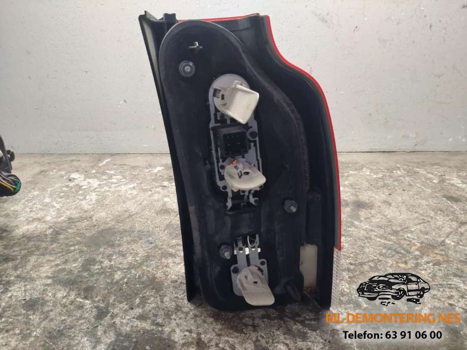 Baklykt venstre nedre til Volvo V70 2000-2004 (Type II, Fase 1)  (30643332|)