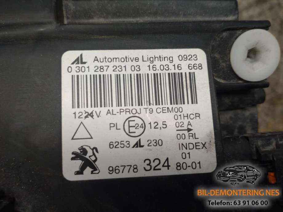 Frontlykt venstre full-LED til Peugeot 308 2013-2021 (Type II)  (9677832480|)