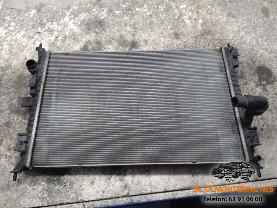 Radiator (automat gir) til Peugeot 308, 2013-2021 (Type II)  (VALEO|9675747980-04)