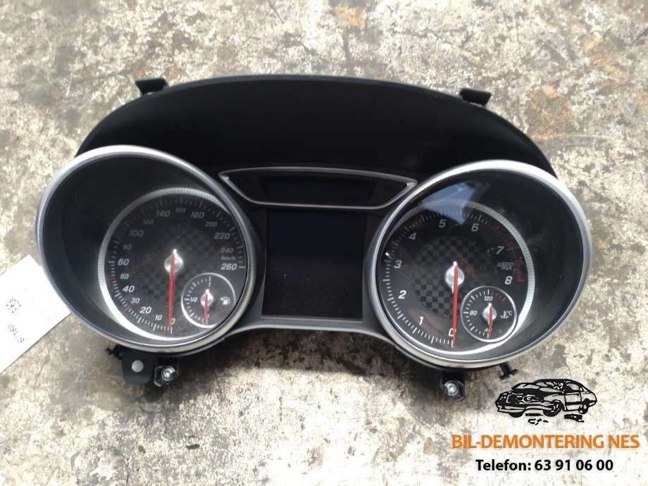 Instrumentpanel til Mercedes A-Klasse, 2012-2018 (W176) (W176) (A1769000404)