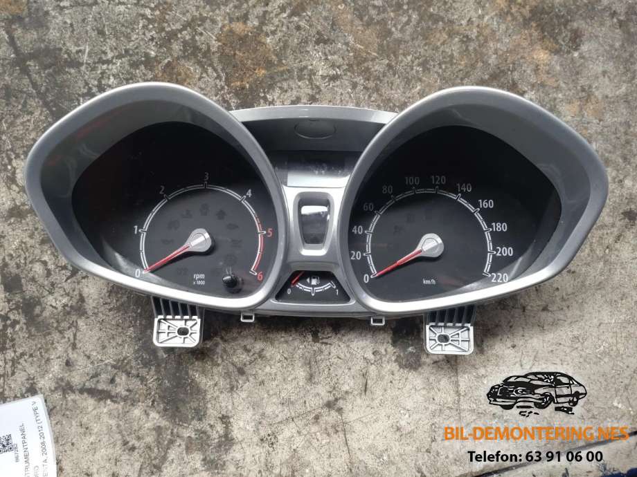 Instrumentpanel til Ford Fiesta, 2008-2012 (Type VI, Fase 1)  (8A6T-10849-GJ)