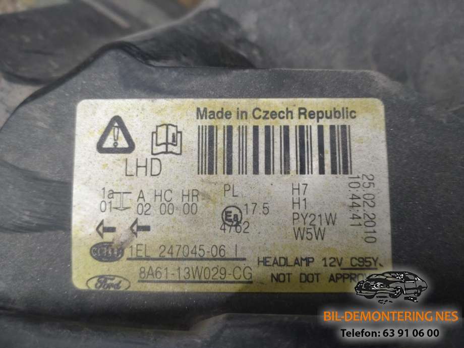 Frontlykt høyre halogen til Ford Fiesta 2008-2012 (Type VI, Fase 1)  (247045-06|8A61-13W029-CG|)
