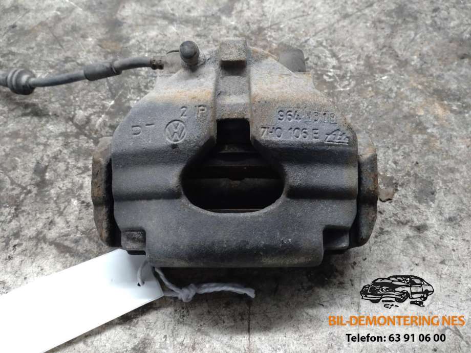 Bremsecaliper høyre foran til VW Transporter / Caravelle 2009-2015 (Fase 2) (T5) (T5) 