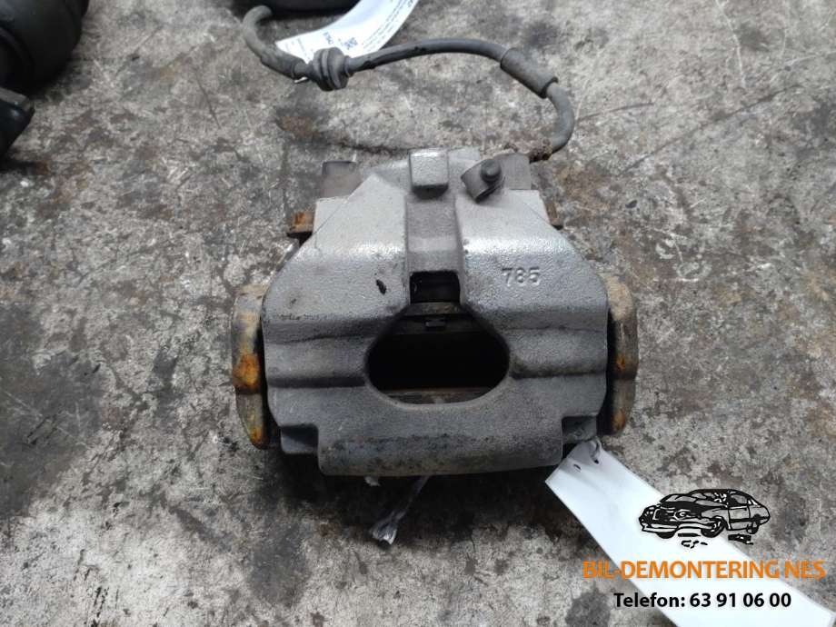 Bremsecaliper venstre foran til VW Transporter / Caravelle, 2009-2015 (Fase 2) (T5) (T5) 