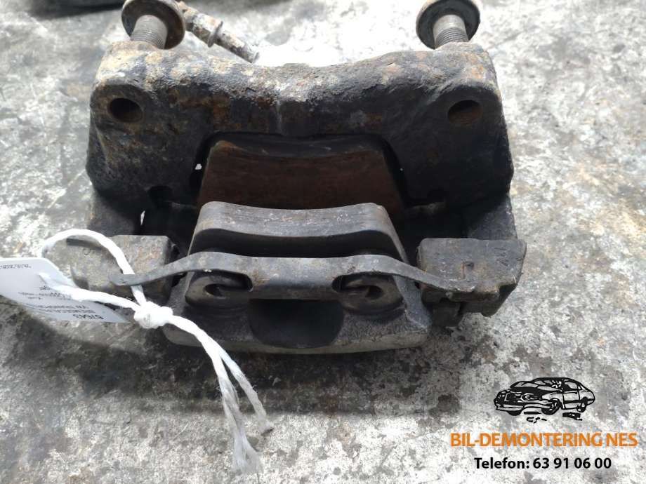 Bremsecaliper venstre foran til VW Transporter / Caravelle 2009-2015 (Fase 2) (T5) (T5) 