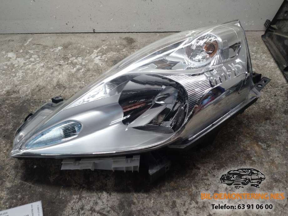Frontlykt venstre halogen til Nissan Leaf, 2011-2017 (Type I)  (26060-3NLX)