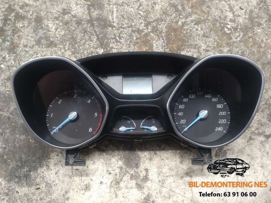 Instrumentpanel til Ford Focus, 2011-2014 (Type III, Fase 1)  