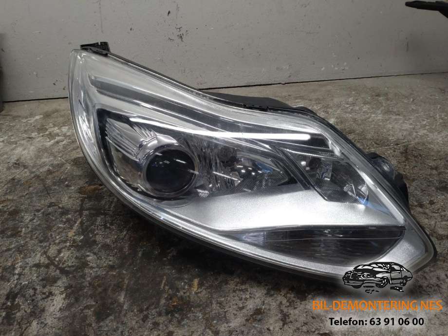 Frontlykt høyre xenon til Ford Focus, 2014-2018 (Type III, Fase 2)  