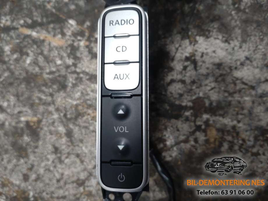 Bilstereo betjeningspanel til Nissan E-NV200 2014-->>  