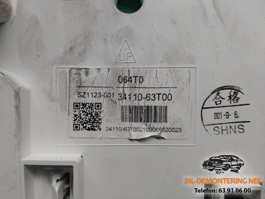 Instrumentpanel til Suzuki SX4 S-CROSS 2013-->> (Type II)  