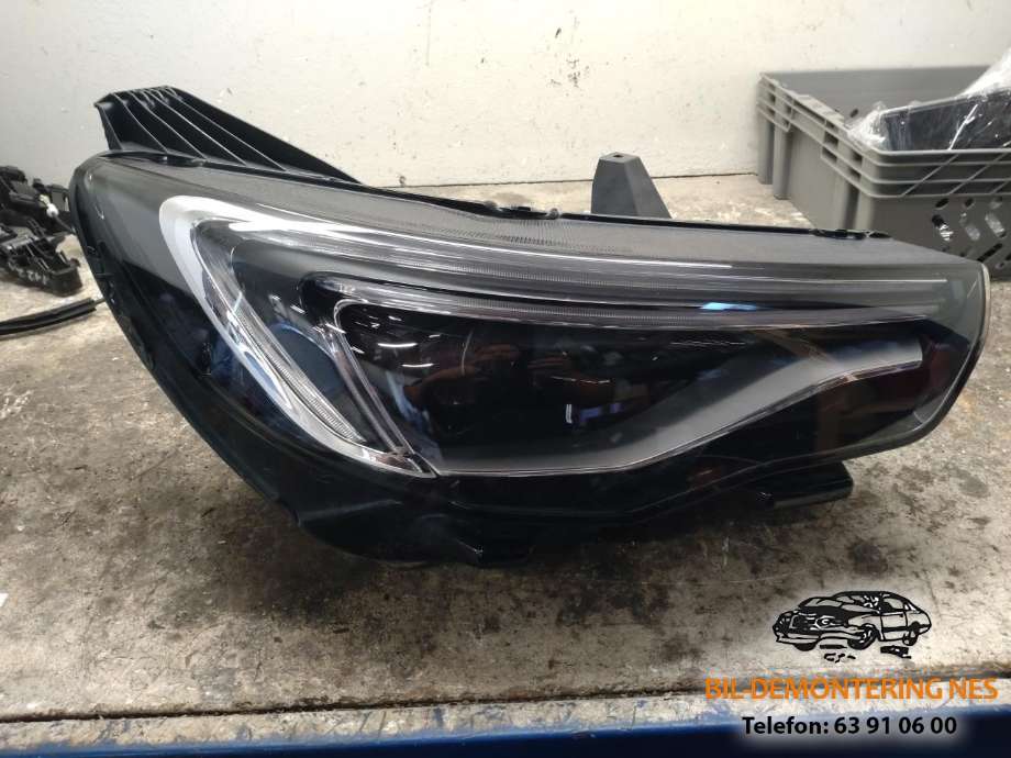 Frontlykt høyre full-LED til Opel Grandland X, 2017-->>