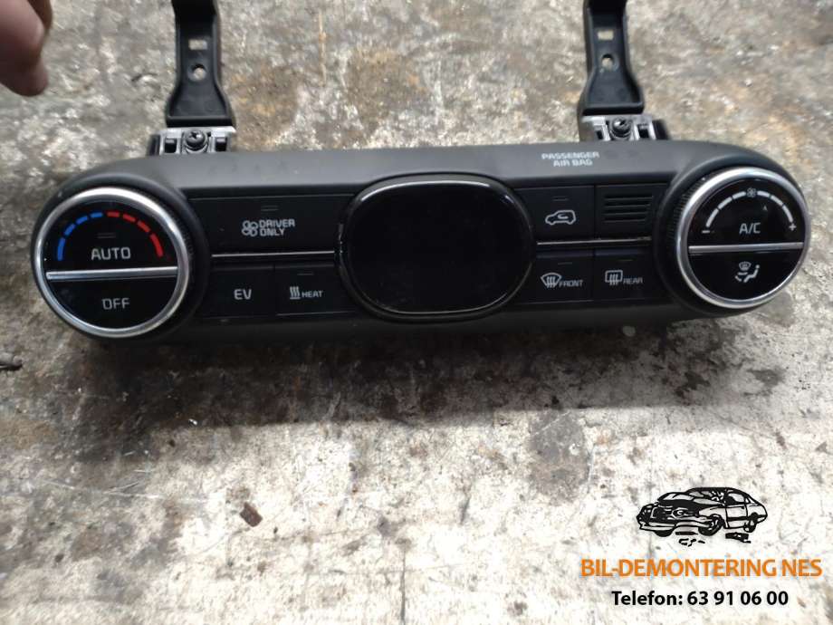 Varmeapparat betjening til Kia e-Soul 2019-->> (Type III) (97250-J2110|)
