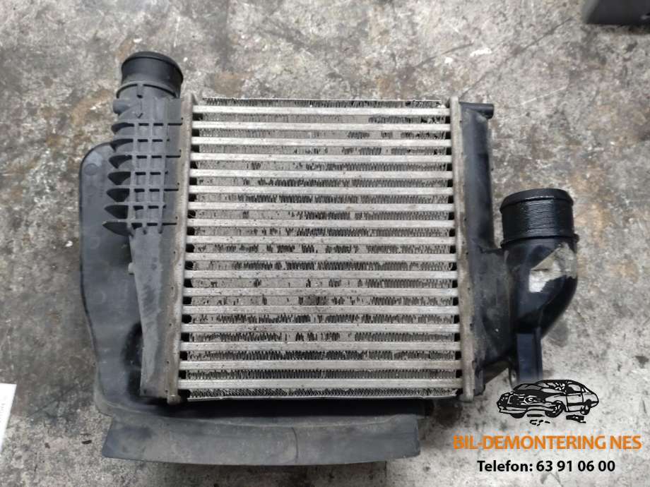 Intercooler til Peugeot 308, 2013-2021 (Type II)  (9675627980)