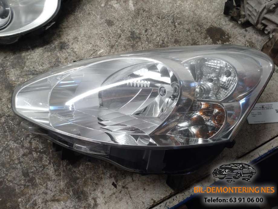 Frontlykt høyre halogen til Peugeot Partner, 2008-2015 (Type II, Fase 1)