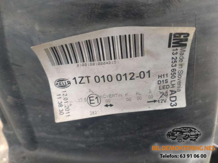 Frontlykt venstre xenon til Opel Astra J 2010-2015  (1ZT01001202|)