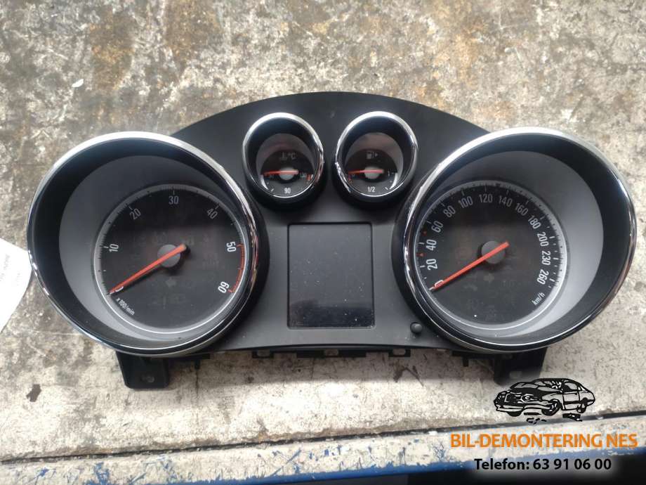Instrumentpanel til Opel Astra J, 2010-2015  