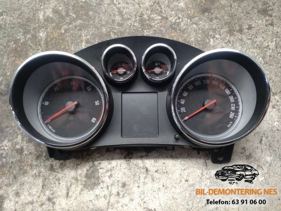 Instrumentpanel til Opel Astra J, 2010-2015  