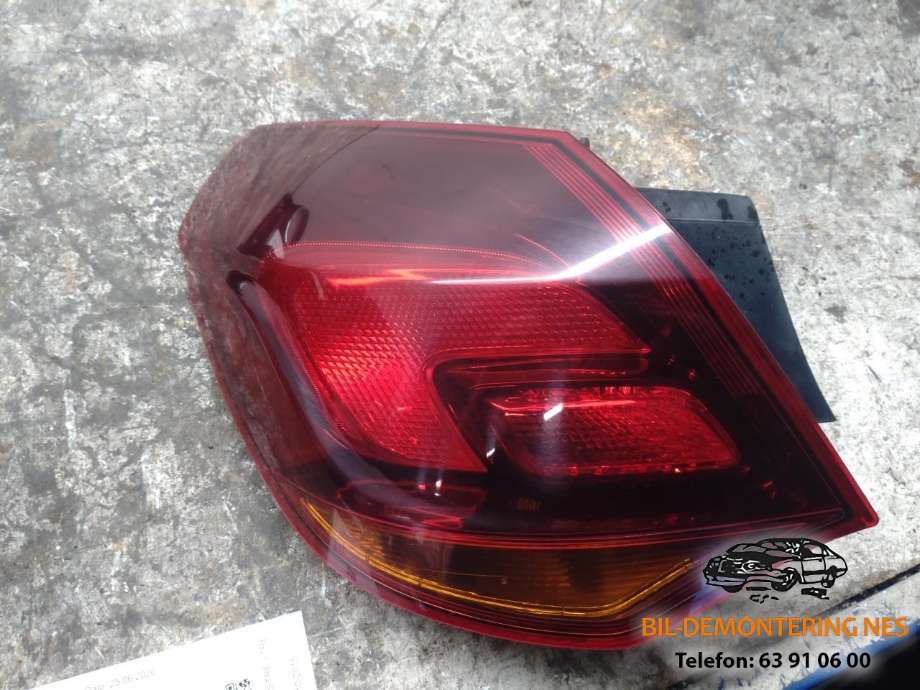 Baklykt venstre ytre til Opel Astra J, 2010-2015