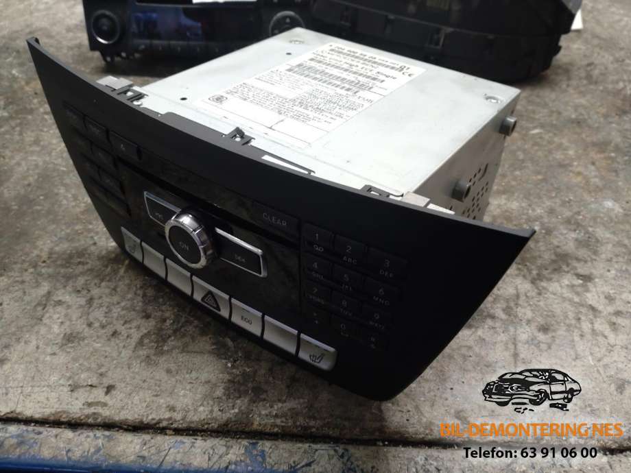 Bilstereo til Mercedes C-Klasse 2007-2011 (Fase 1) (W204) (W204)