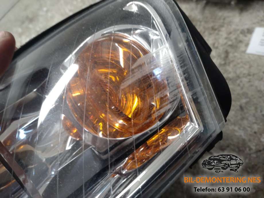 Frontlykt venstre xenon til Audi A4 2004-2008 (Type III) (B7) (B7) 