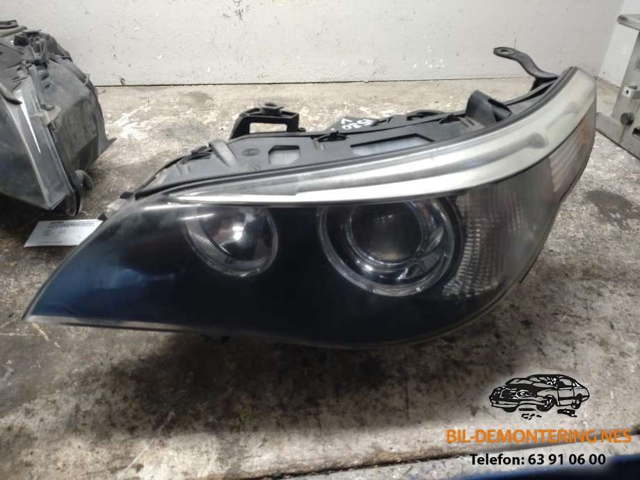 Frontlykt venstre xenon til BMW 5-Serie 2003-2010 (E60/E61) (E60/E61) (63127165571|)