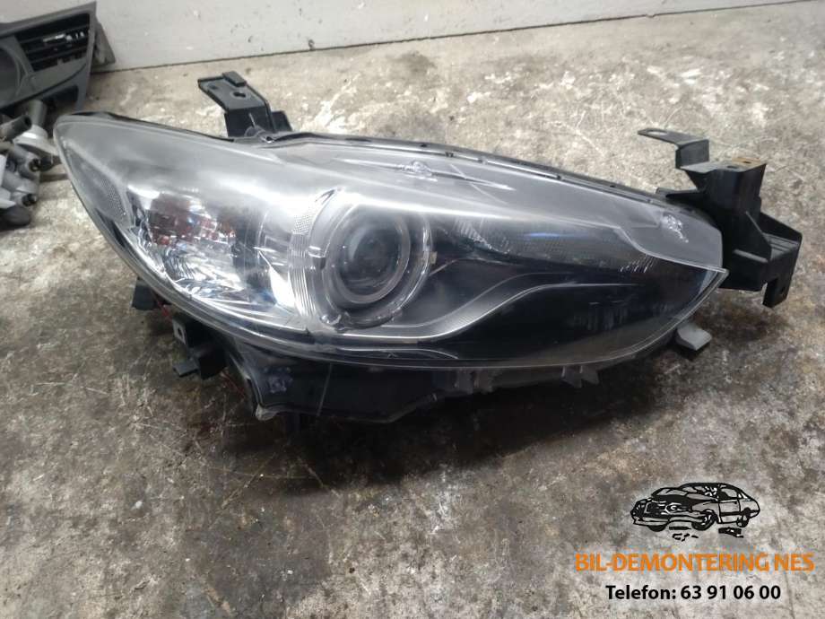 Frontlykt høyre xenon til Mazda 6, 2013-2015 (Type III, Fase 1)