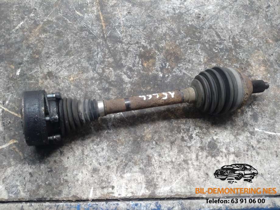 Drivaksel venstre foran, diesel/manuell til Audi A1, 2010-2014 (Type I, Fase 1)  