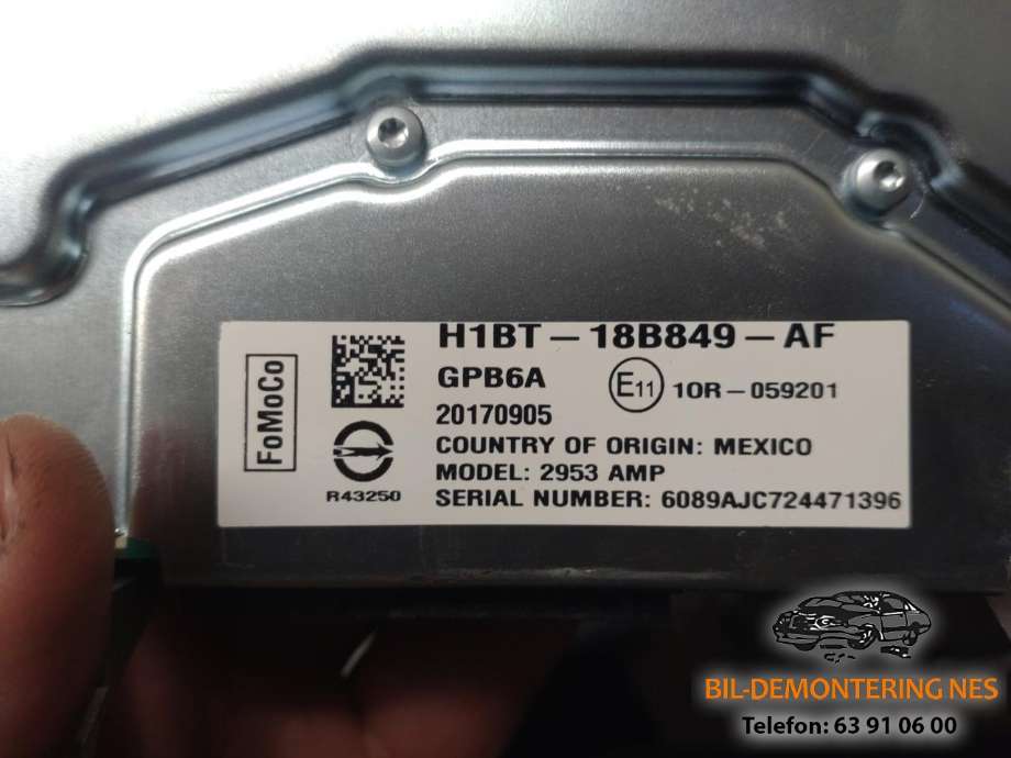 Bilstereo forsterker til Ford Fiesta 2017-->> (Type VII)