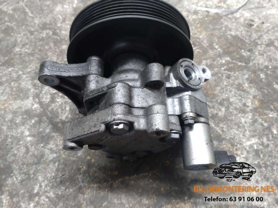 Servo pumpe mekanisk til Mercedes C-Klasse 2011-2014 (Fase 2) (W204) (W204)