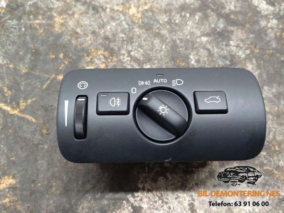 Bryter lys til Volvo V40 2012-2019 (31443831|)