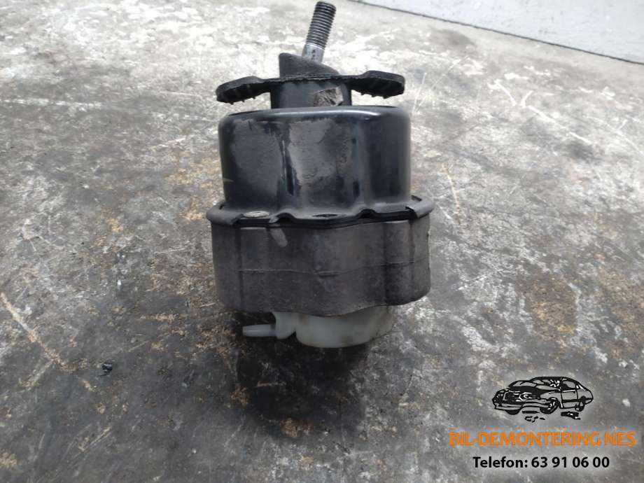 Motorfeste til BMW X5 2013-2018 (F15) (F15) 