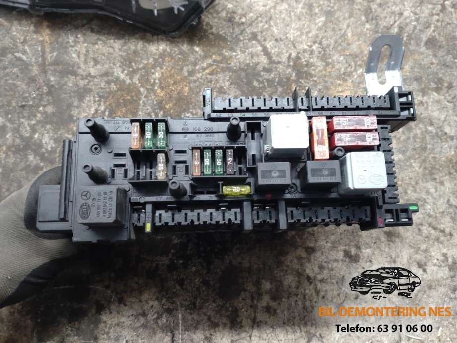 Styreenhet (SAM - Signal Acquisition Module) til Mercedes C-Klasse 2007-2011 (Fase 1) (W204) (W204) (A2049065402|A2049004803|A2049005501)