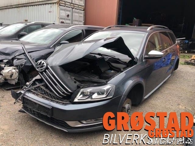 VW Passat 2011-2015 (B7) (B7), Motorkode: CFFB, Girkassekode: MKH