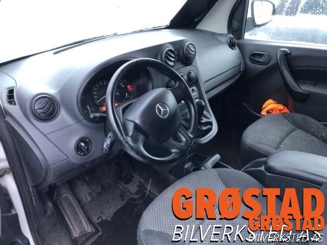 Mercedes Citan 2012-2021 (W415) (W415), Motorkode: K9K B6, Girkassekode: 