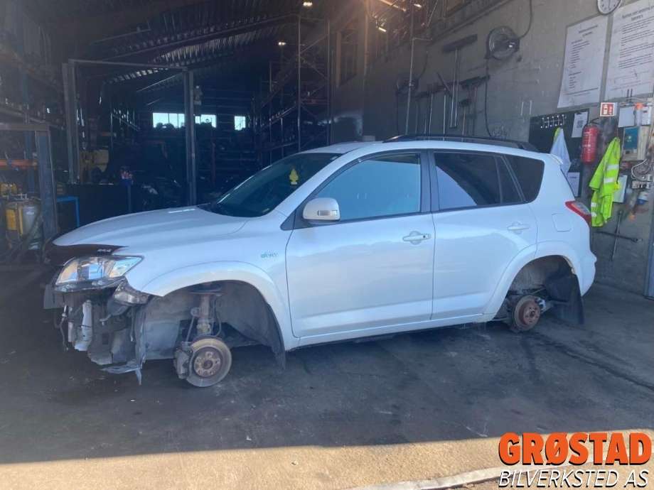Toyota RAV4 2009-2013 (Type III, Fase 2) , Motorkode: 2AD-FHV, Girkassekode: 