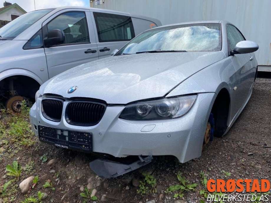 BMW 3-Serie 2005-2011 (E90/E91/E92/E93) (E90/E91/E92/E93), Motorkode: N54B30A, Girkassekode: 