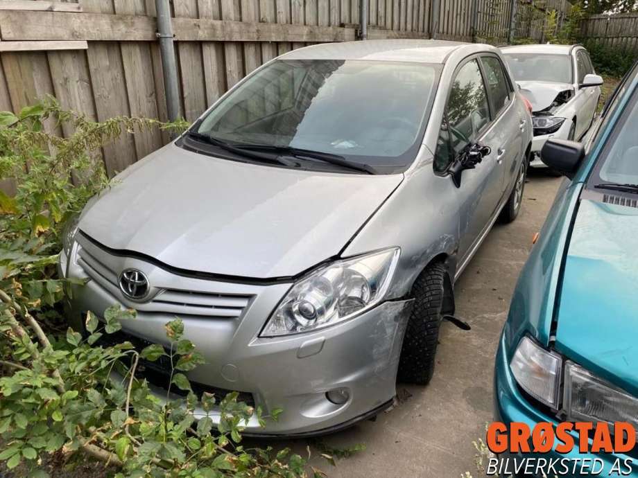 Toyota Auris 2010-2012 (Type I, Fase 2) , Motorkode: 1ND-TV, Girkassekode: