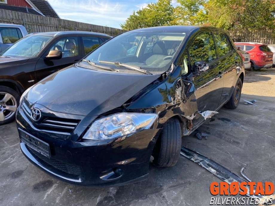 Toyota Auris 2010-2012 (Type I, Fase 2) , Motorkode: 1NR-FE, Girkassekode: 
