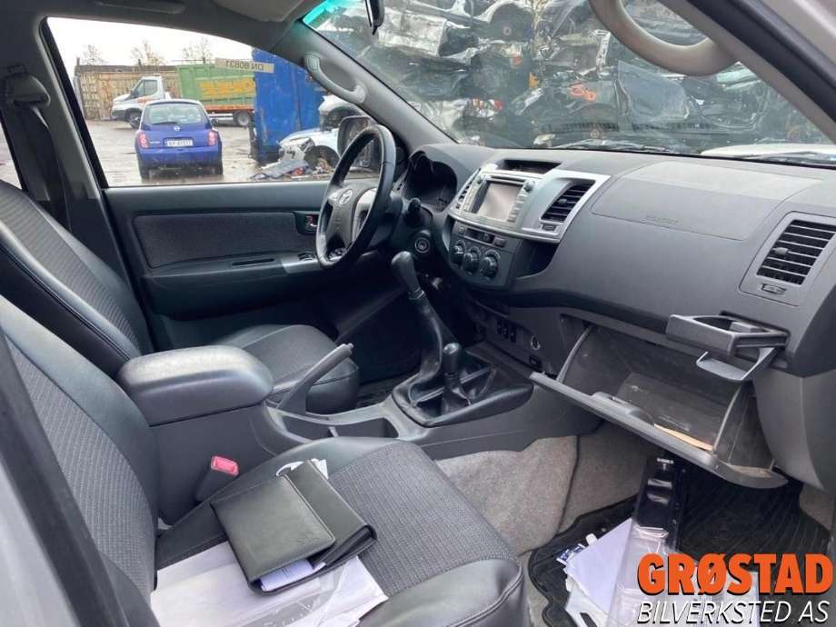 Toyota Hilux 2012-2016 , Motorkode: 2KD-FTV, Girkassekode: 