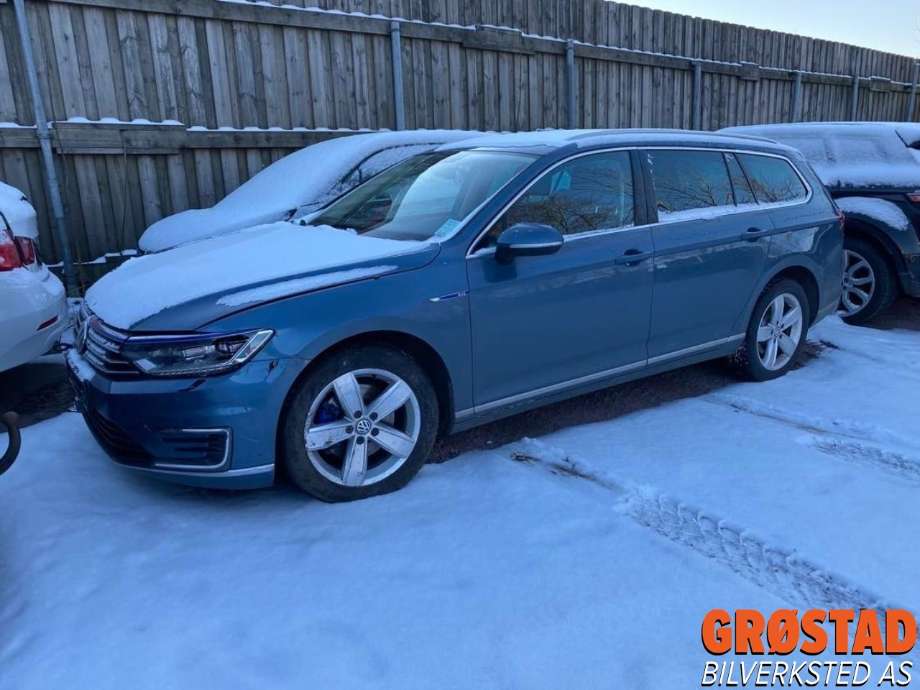 VW Passat 2015-2019 (Fase 1) (B8) (B8), Motorkode: CUKC, Girkassekode: RXG