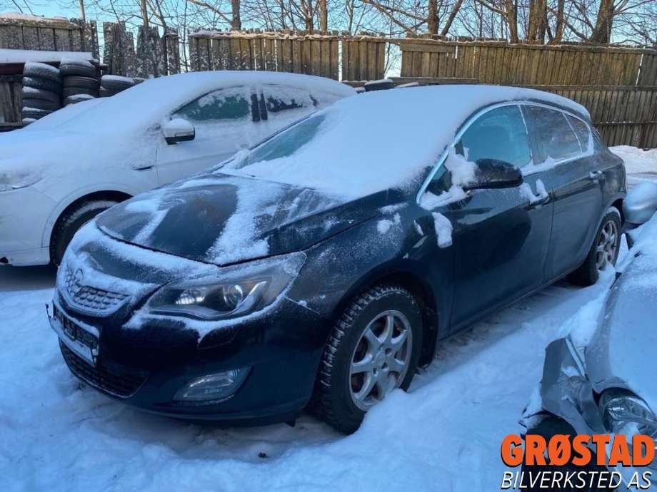 Opel Astra J 2010-2015 , Motorkode: A17DTR, Girkassekode: 